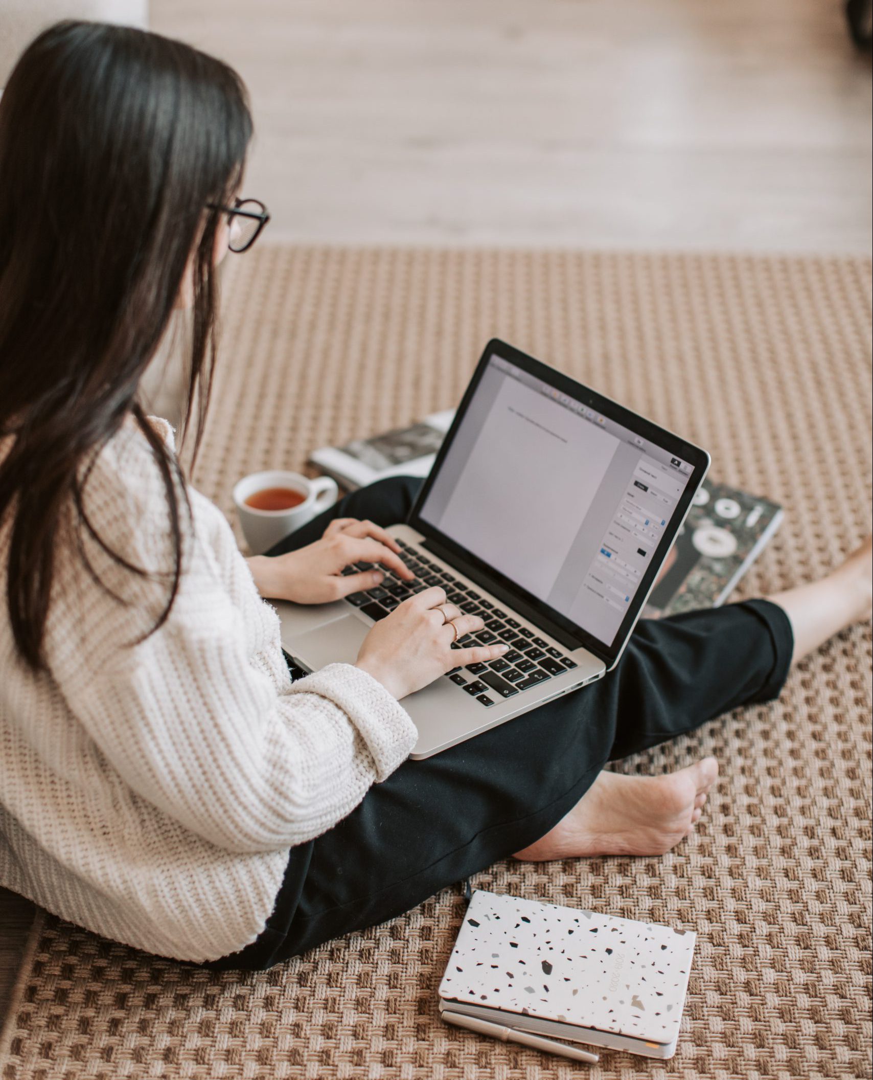 pexels-vlada-karpovich-4050340